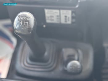Used Land Rover Defender 2014 for sale - 76055981: Photo 4