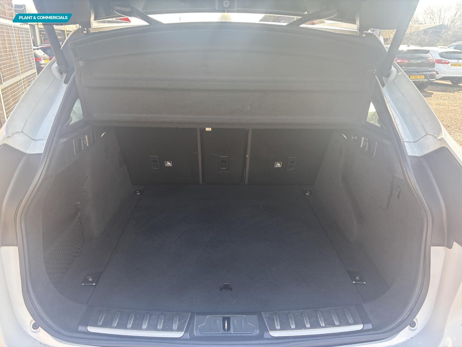 Used Jaguar F-Pace 2019 for sale - 77665279: Photo 9