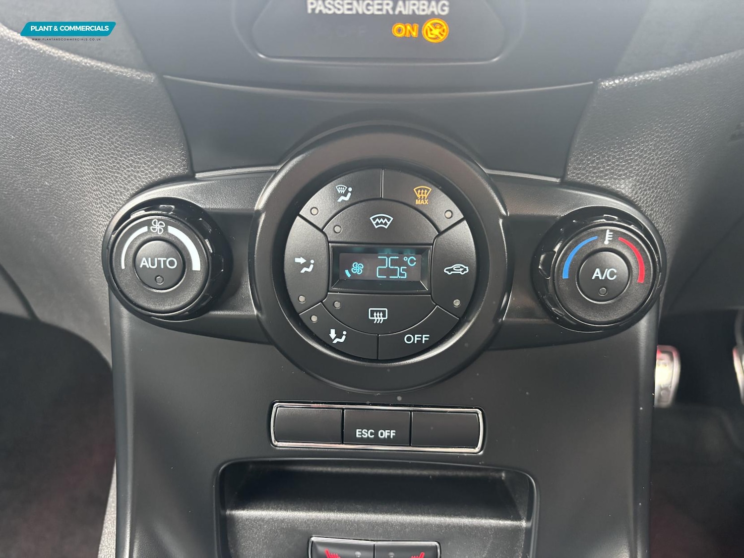 Used Ford Fiesta 2015 for sale - 76480156: Photo 13