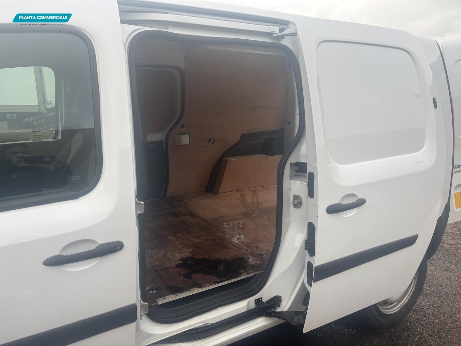 Used Renault Kangoo 2018 for sale - 77026215: Photo 16