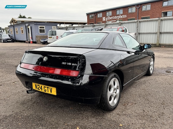 Used Alfa Romeo GTV 1999 for sale - 72616969: Photo 9
