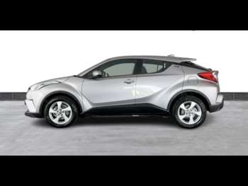 Used Toyota C-HR 2017 for sale - 74784952: Photo