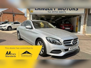 Used Mercedes-Benz C Class 2015 for sale - 79341862: Photo