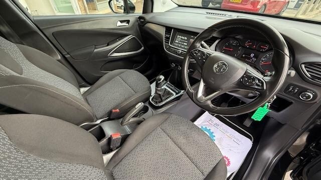 Used Vauxhall Crossland X 2018 for sale - 76681907: Photo 32