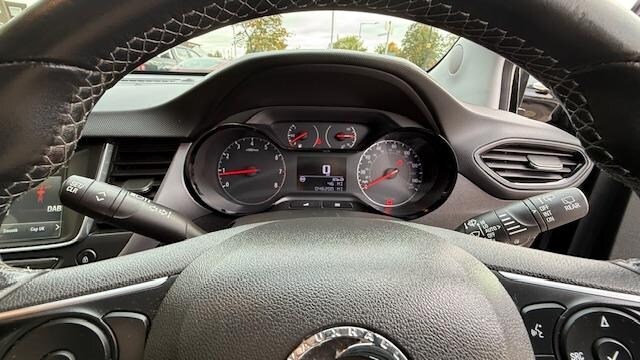 Used Vauxhall Crossland X 2018 for sale - 76681907: Photo 35