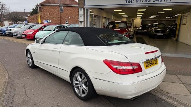 Used Mercedes-Benz E Class 2010 for sale - 77165170: Photo 5