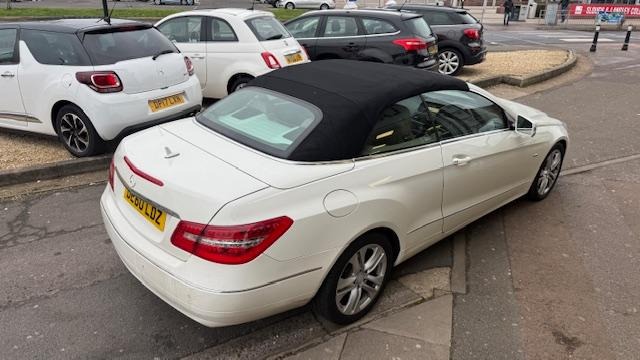 Used Mercedes-Benz E Class 2010 for sale - 77165170: Photo 7