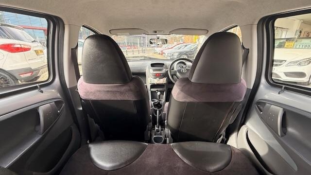 Used Toyota AYGO 2009 for sale - 77847956: Photo 28