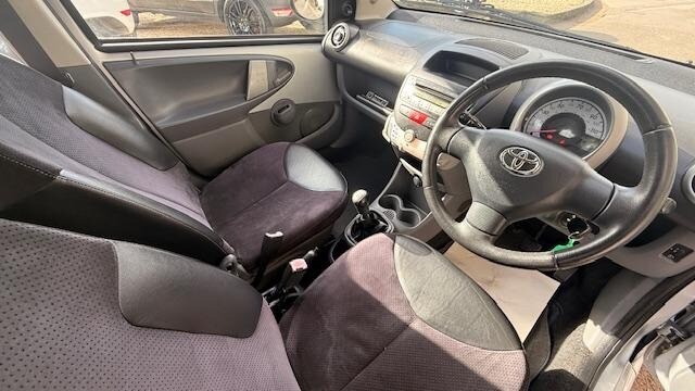 Used Toyota AYGO 2009 for sale - 77847956: Photo 34