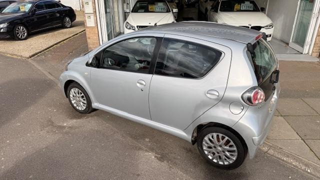 Used Toyota AYGO 2009 for sale - 77847956: Photo 8