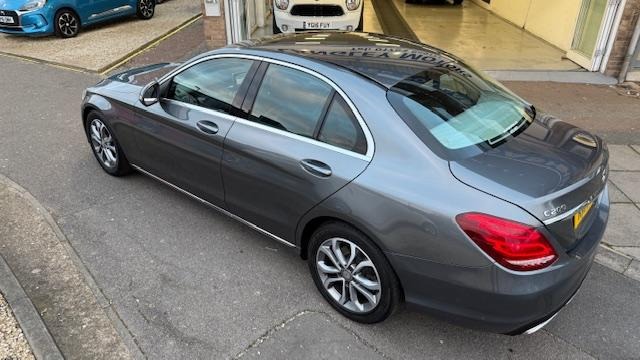 Used Mercedes-Benz C Class 2017 for sale - 76684140: Photo 9