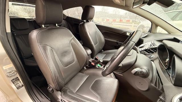 Used Ford Fiesta 2016 for sale - 77450044: Photo 31