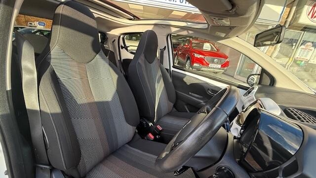 Used Peugeot 108 2014 for sale - 76693514: Photo 33