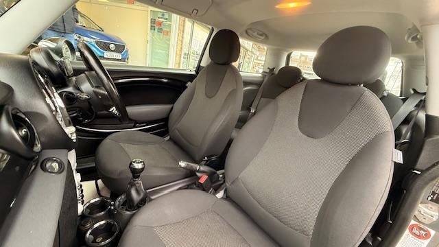 Used MINI Hatch 2010 for sale - 78109039: Photo 23