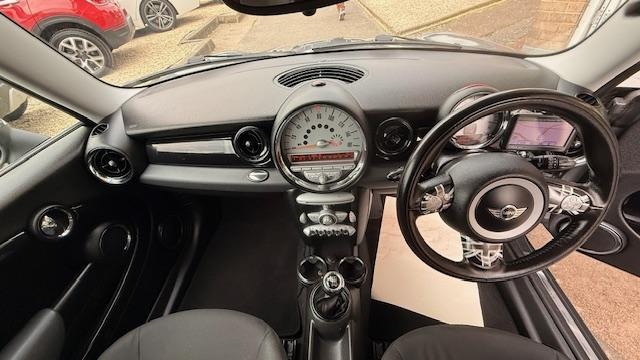 Used MINI Hatch 2010 for sale - 78109039: Photo 25