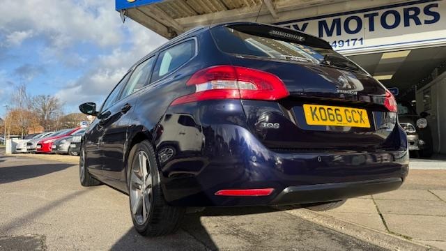 Used Peugeot 308 2017 for sale - 76892997: Photo 11