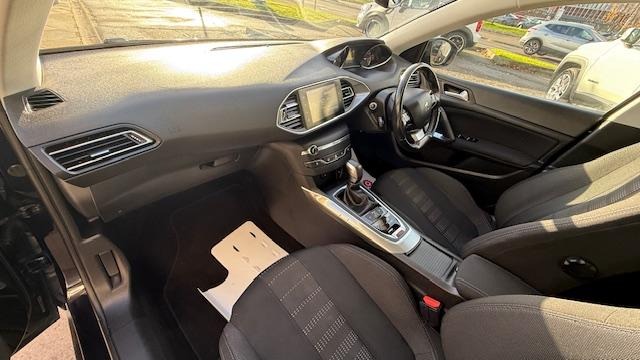 Used Peugeot 308 2017 for sale - 76892997: Photo 21