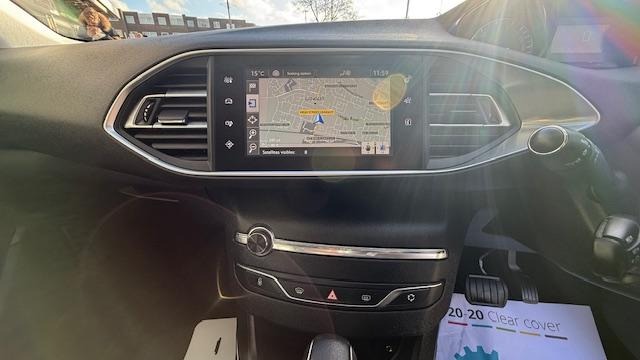 Used Peugeot 308 2017 for sale - 76892997: Photo 30