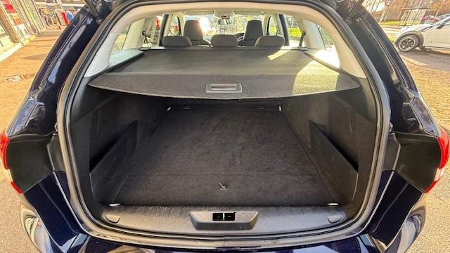 Used Peugeot 308 2017 for sale - 76892997: Photo 36