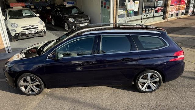 Used Peugeot 308 2017 for sale - 76892997: Photo 8