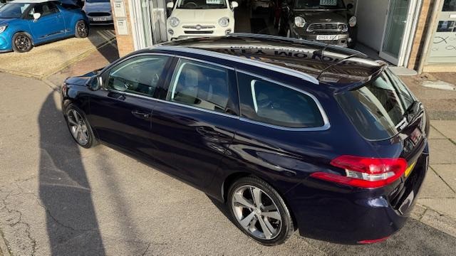 Used Peugeot 308 2017 for sale - 76892997: Photo 9