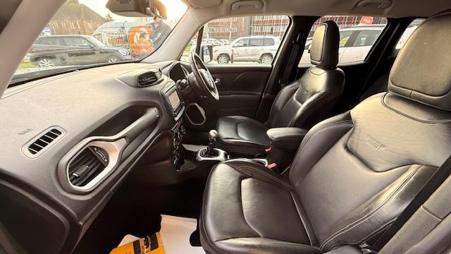 Used Jeep Renegade 2017 for sale - 77340088: Photo 22