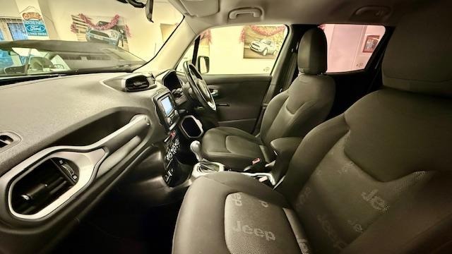 Used Jeep Renegade 2015 for sale - 76907878: Photo 22