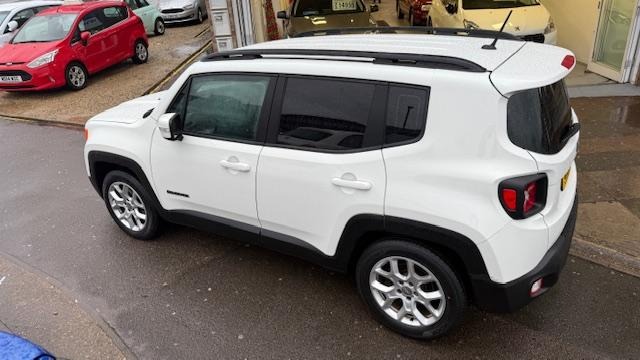 Used Jeep Renegade 2015 for sale - 76907878: Photo 8