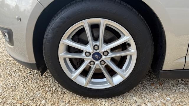 Used Ford Grand C-Max 2017 for sale - 76682478: Photo 19