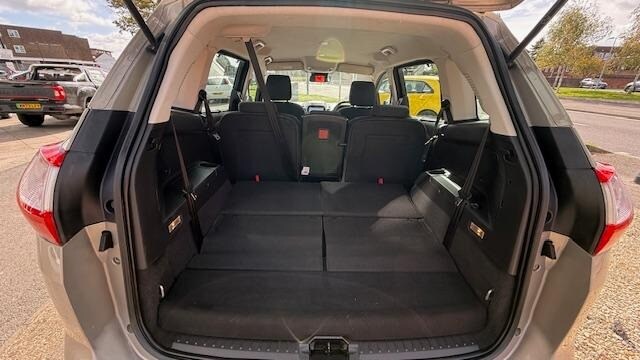 Used Ford Grand C-Max 2017 for sale - 76682478: Photo 35