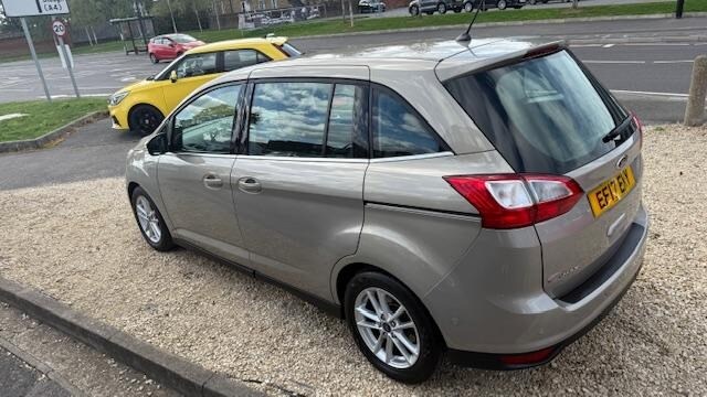 Used Ford Grand C-Max 2017 for sale - 76682478: Photo 8