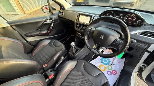 Used Peugeot 208 2018 for sale - 76971609: Photo 35