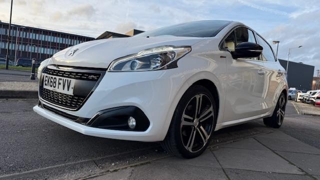 Used Peugeot 208 2018 for sale - 76971609: Photo 5