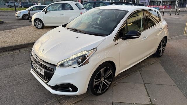 Used Peugeot 208 2018 for sale - 76971609: Photo 6