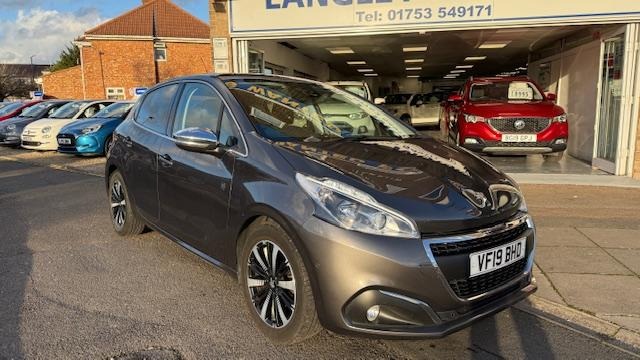 Used Peugeot 208 2019 for sale - 76798900: Photo 1