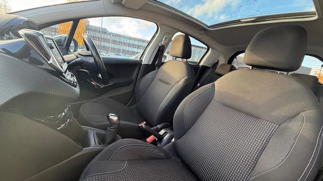 Used Peugeot 208 2019 for sale - 76798900: Photo 22