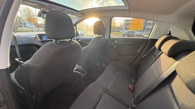 Used Peugeot 208 2019 for sale - 76798900: Photo 24