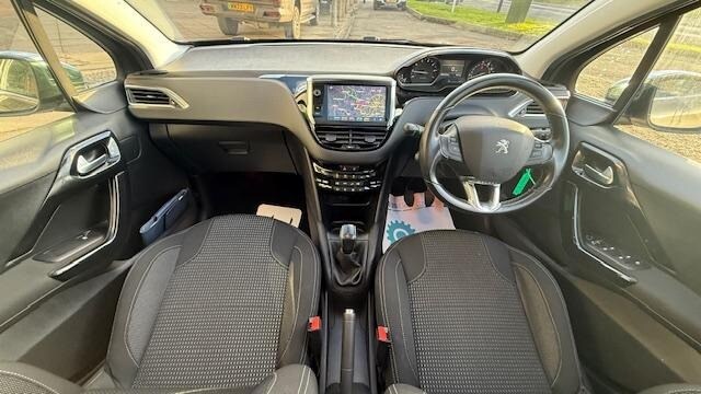 Used Peugeot 208 2019 for sale - 76798900: Photo 25