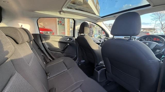 Used Peugeot 208 2019 for sale - 76798900: Photo 30