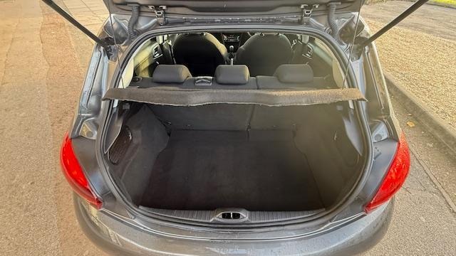 Used Peugeot 208 2019 for sale - 76798900: Photo 35