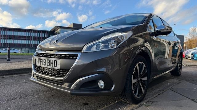 Used Peugeot 208 2019 for sale - 76798900: Photo 4