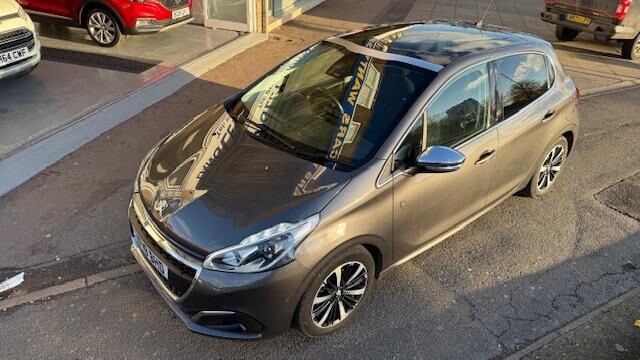 Used Peugeot 208 2019 for sale - 76798900: Photo 6