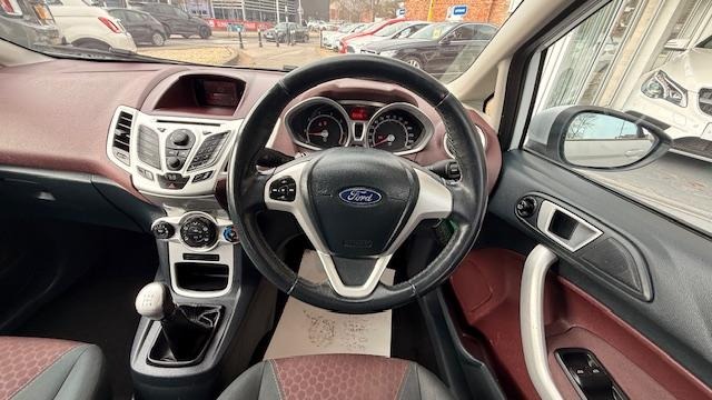 Used Ford Fiesta 2012 for sale - 77848156: Photo 27