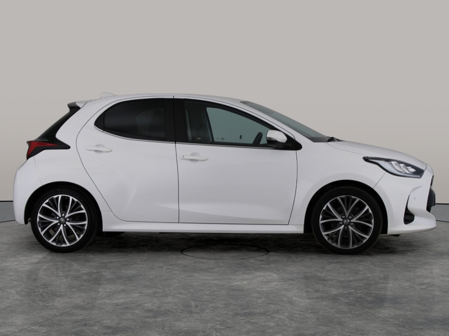 Used Toyota Yaris 2022 for sale - 78149425: Photo 9