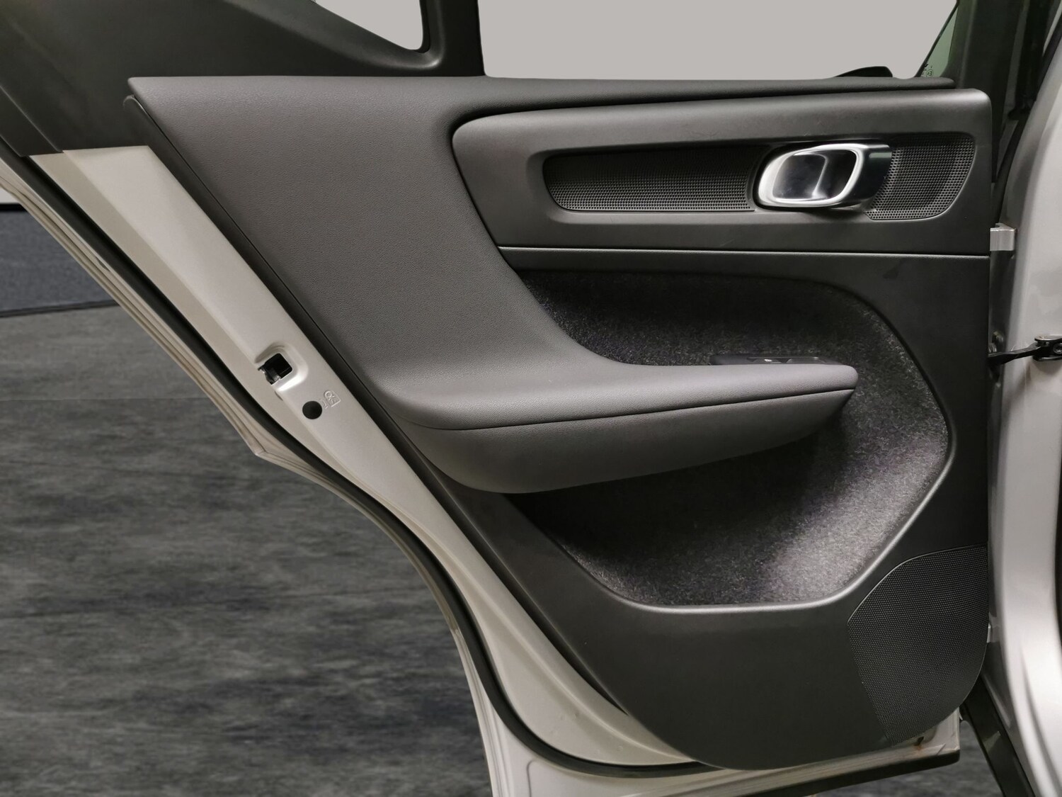 Used Volvo XC40 2024 for sale - 77493084: Photo 26