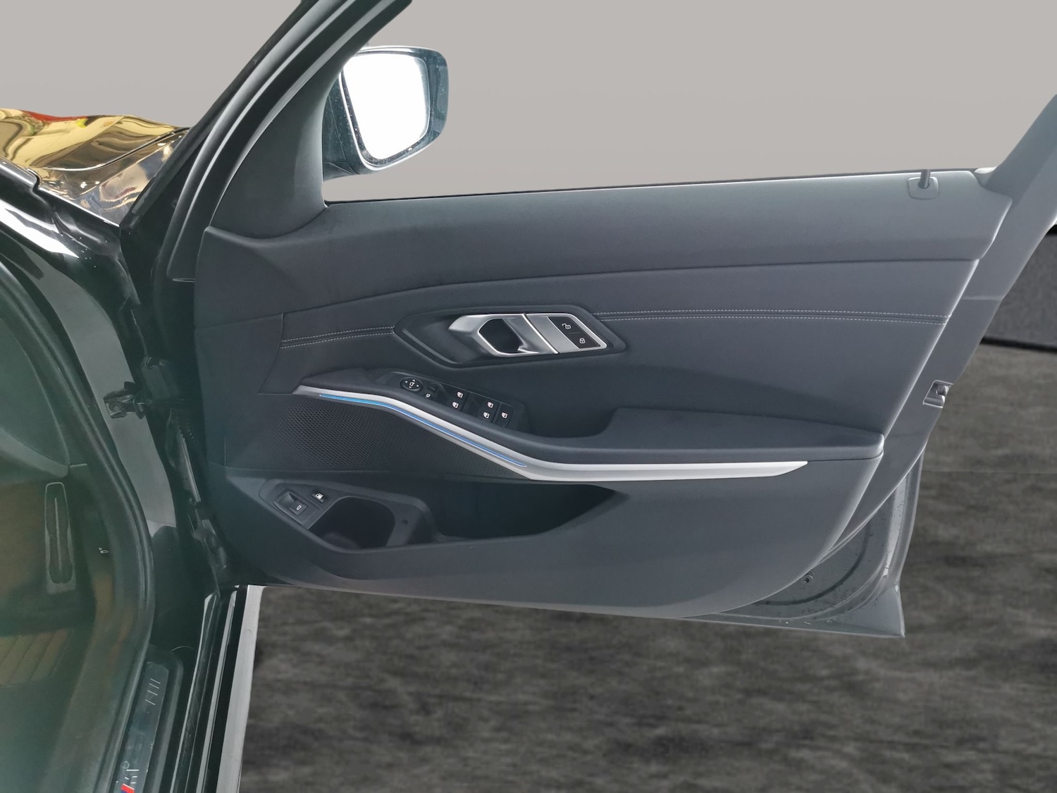 Used BMW 3 Series for sale - 77846144: Photo 31