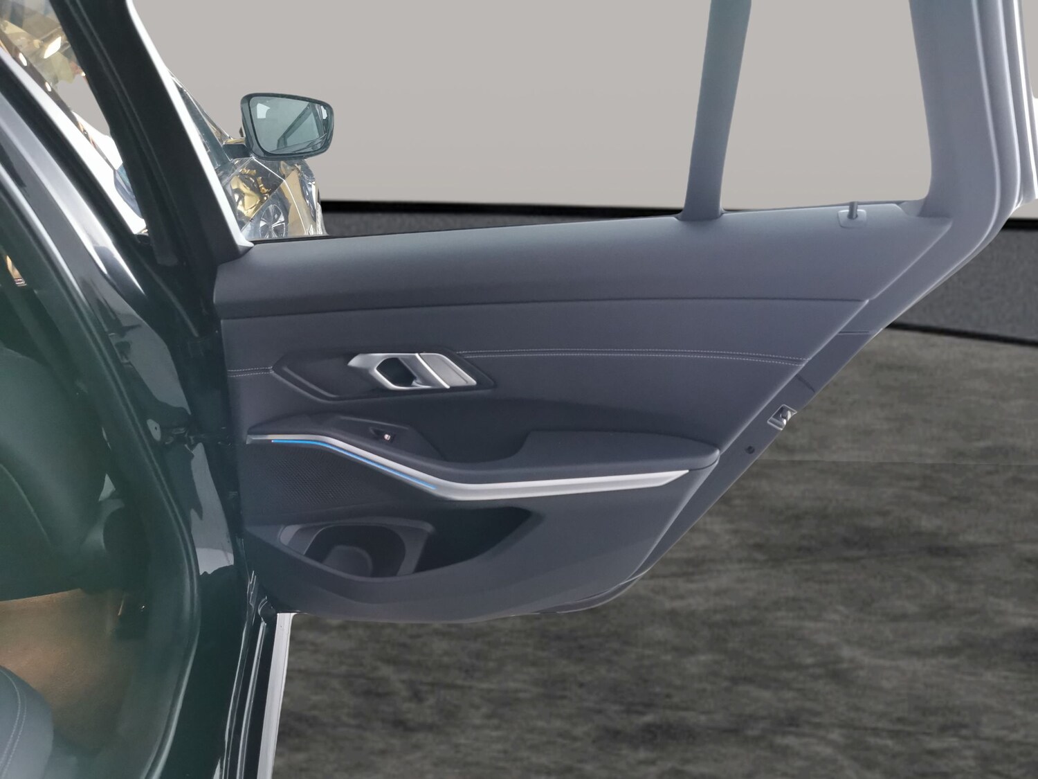 Used BMW 3 Series for sale - 77846144: Photo 32