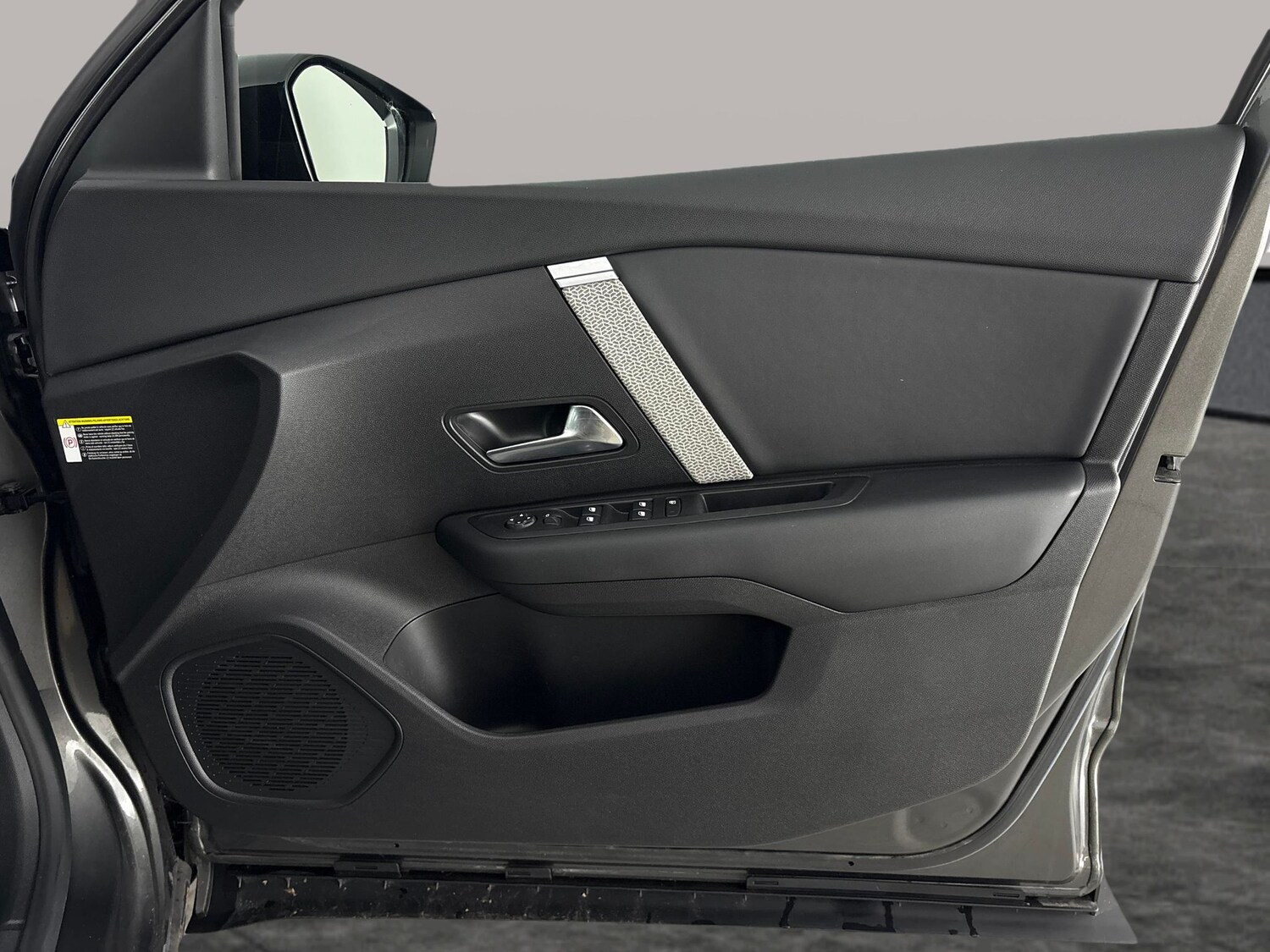 Used Citroen C4 2023 for sale - 77676077: Photo 25