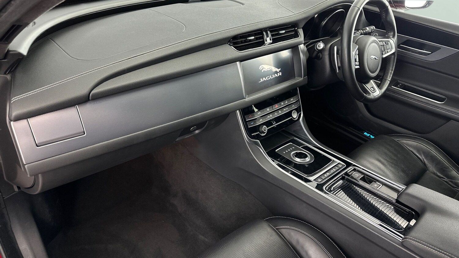 Used Jaguar XF for sale - 77246004: Photo 13