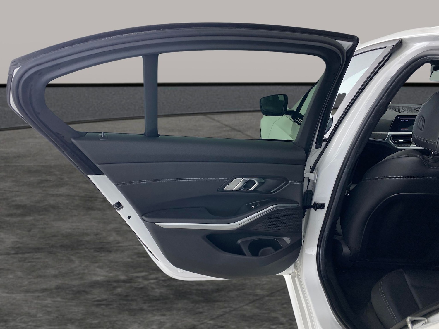 Used BMW 3 Series 2019 for sale - 76946472: Photo 24